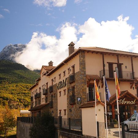 Hotel Arnal Escalona Екстериор снимка